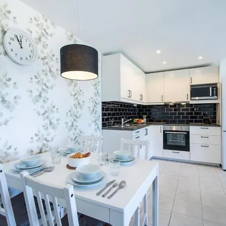 Holiday home Charmante Mit 4 Schlafzimmer, Wlan Und Zentralheizung