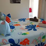 Charmante Mit 3 Schlafzimmer Und Blick Zum * Santa Bárbara de Nexe